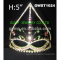 Maske Design farbigen Strass Festzug Tiara